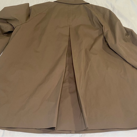 Michael Kors Light Weight
Large Sliver Buttons & Pockets fall autumn jacket Tan - Picture 2 of 8